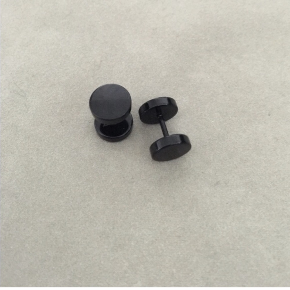 Brand New 8mm Stainless steel fashion earrings studs